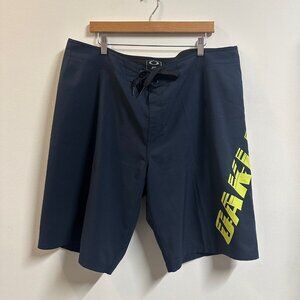 Oakley Men's Board Shorts Nylon Navy Blue Size 40 Waist